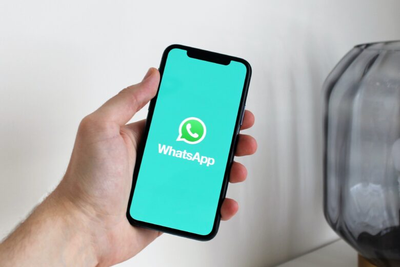 Keamanan WhatsApp Mod iOS: Apakah Aman Digunakan?